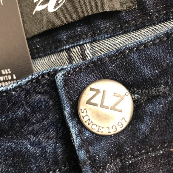 ZLZ  DENIM Men’s Shorts Distressed - Picture 6 of 15